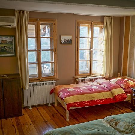 Rooster House Hotel Veliko Tarnovo Kültér fotó
