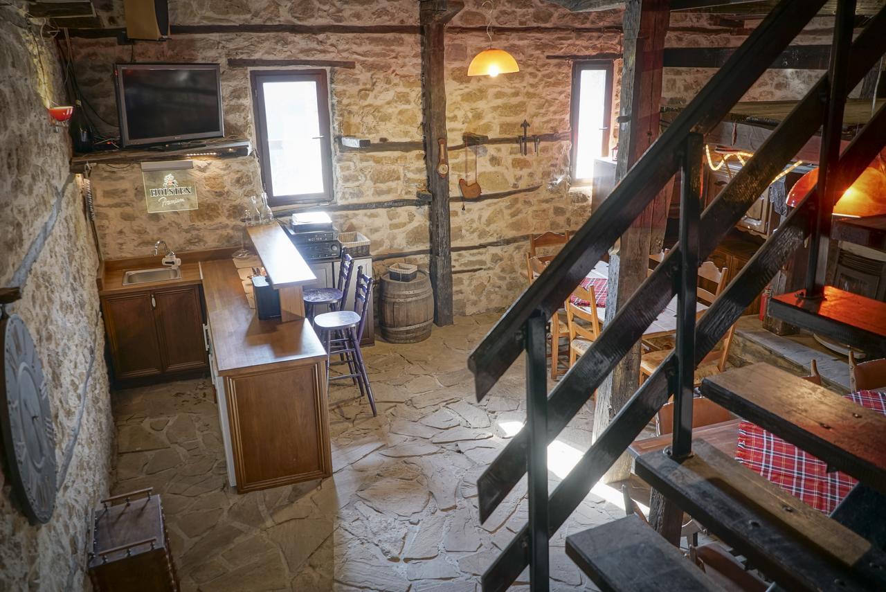Rooster House Hotel Veliko Tarnovo Kültér fotó